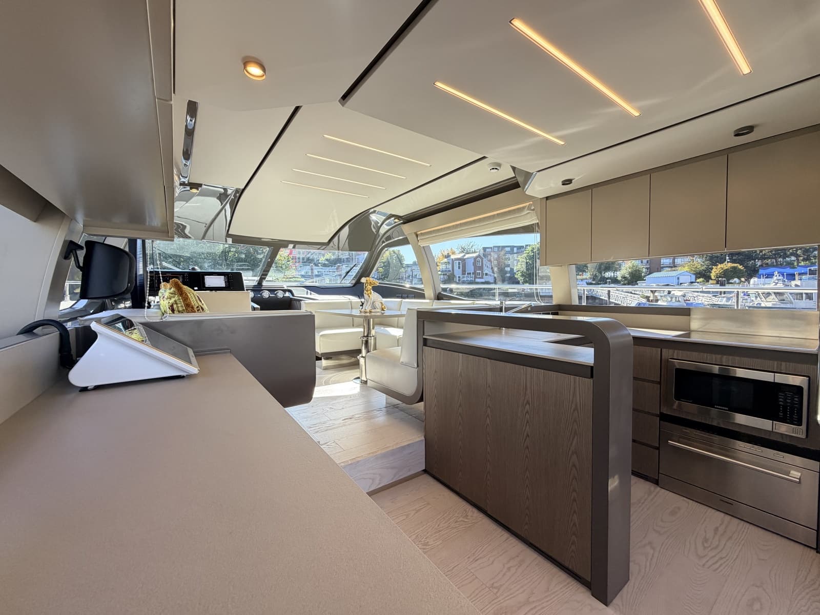 2020 Ferretti Yachts 550 Fly - Photo 8