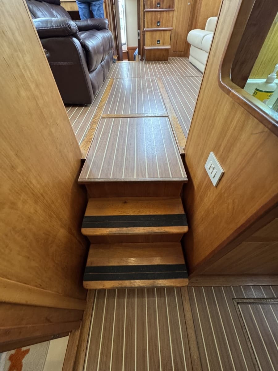 2004 Mainship  - Photo 35