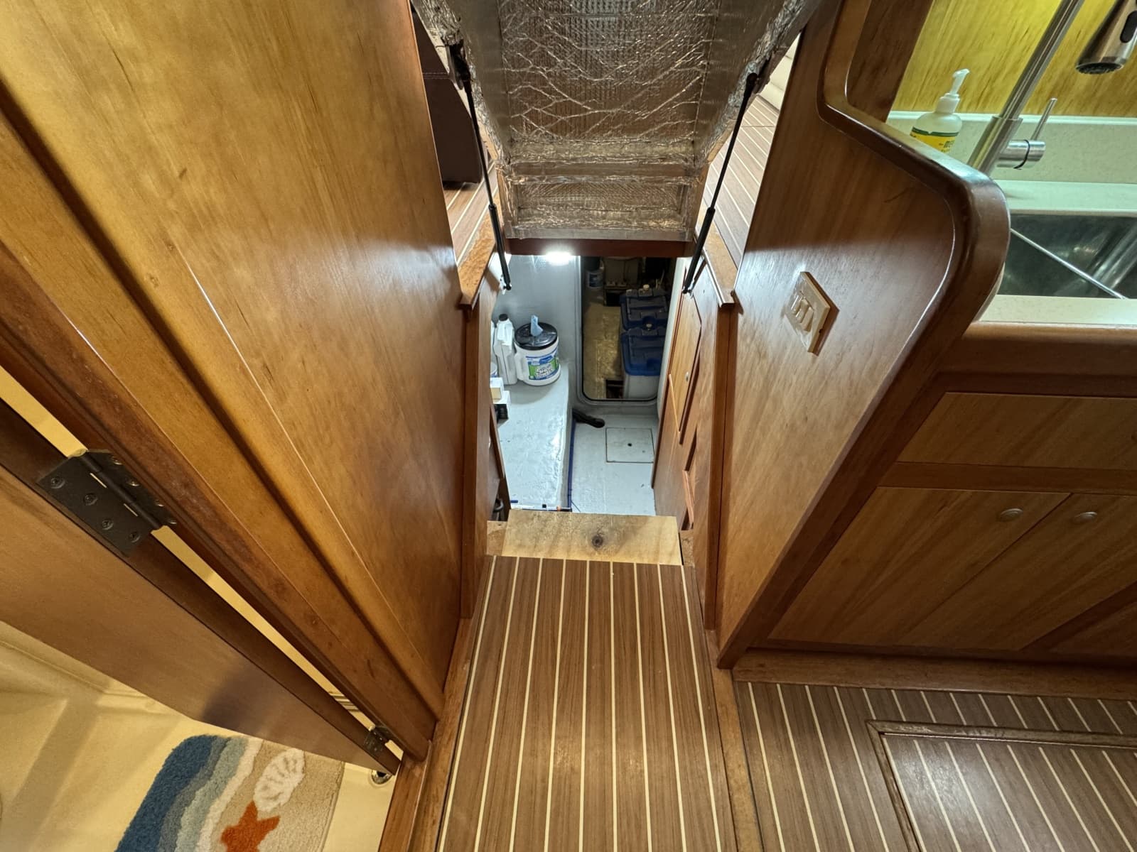 2004 Mainship  - Photo 53