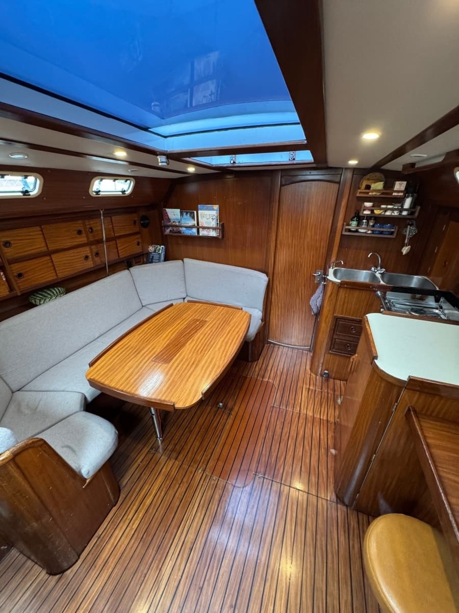 1990 Elan 43 - Photo 41