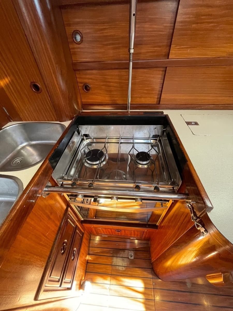 1990 Elan 43 - Photo 47