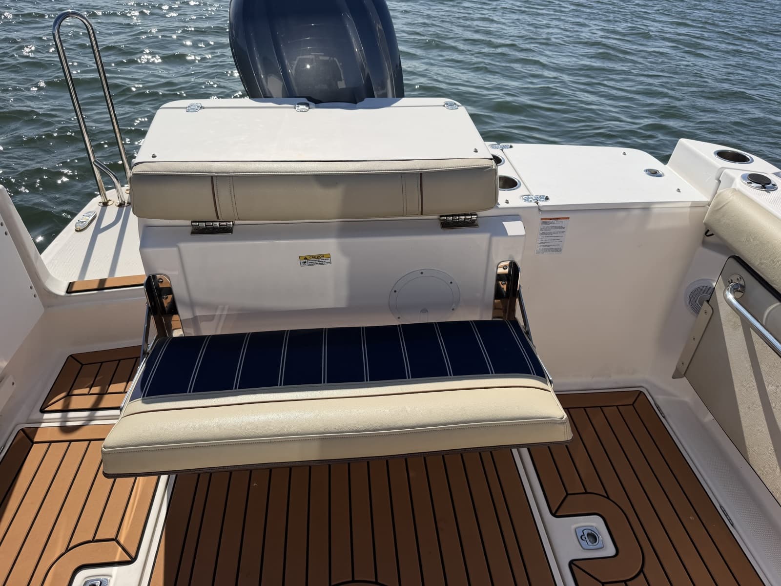 2023 Ranger Tugs  - Photo 3