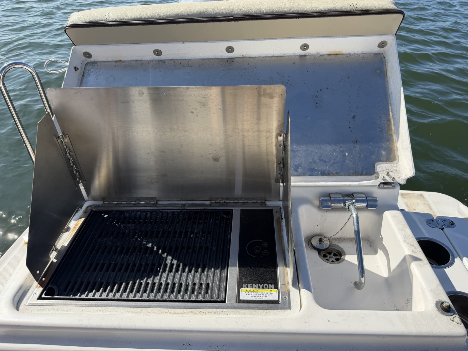 2023 Ranger Tugs  - Photo 5