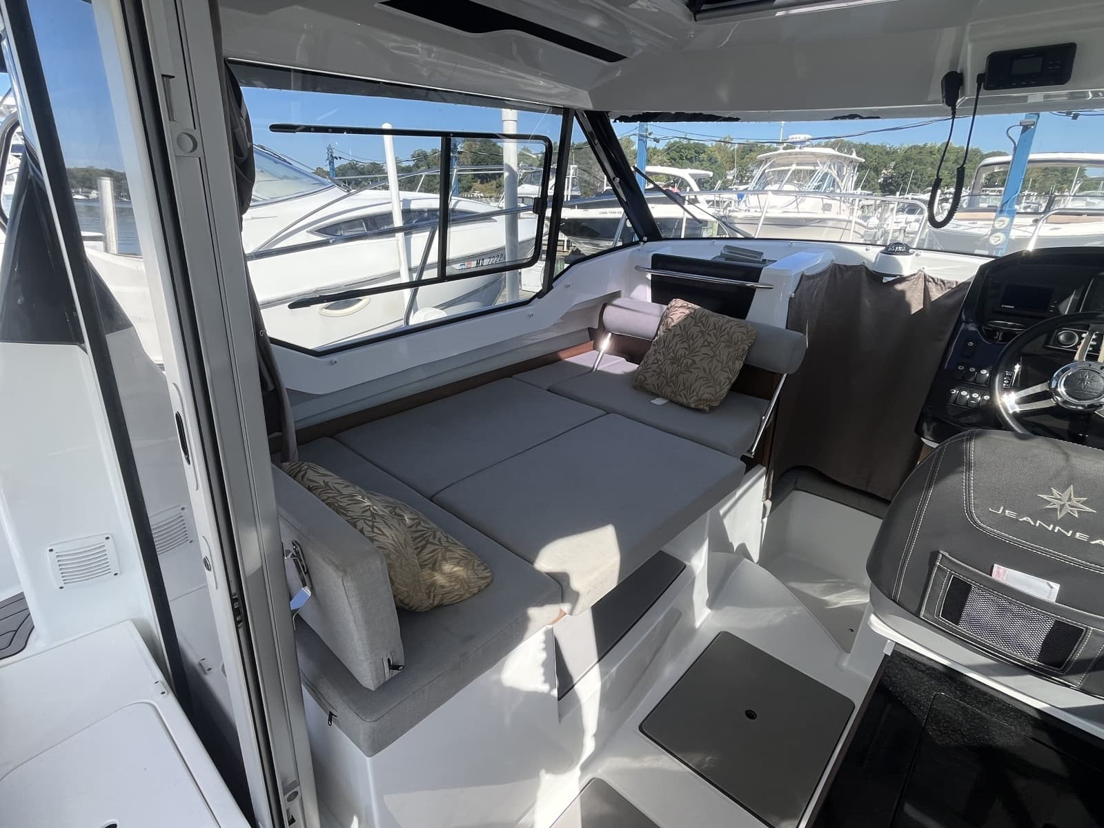 2020 Jeanneau NC 795 - Photo 35