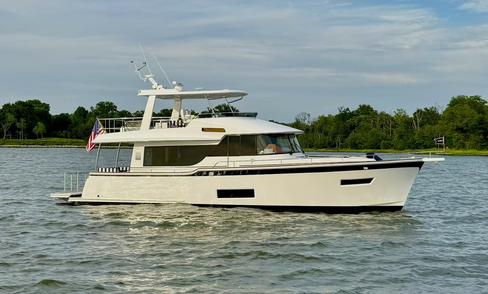 2025 Summit 54 Motor Yacht - Photo 1