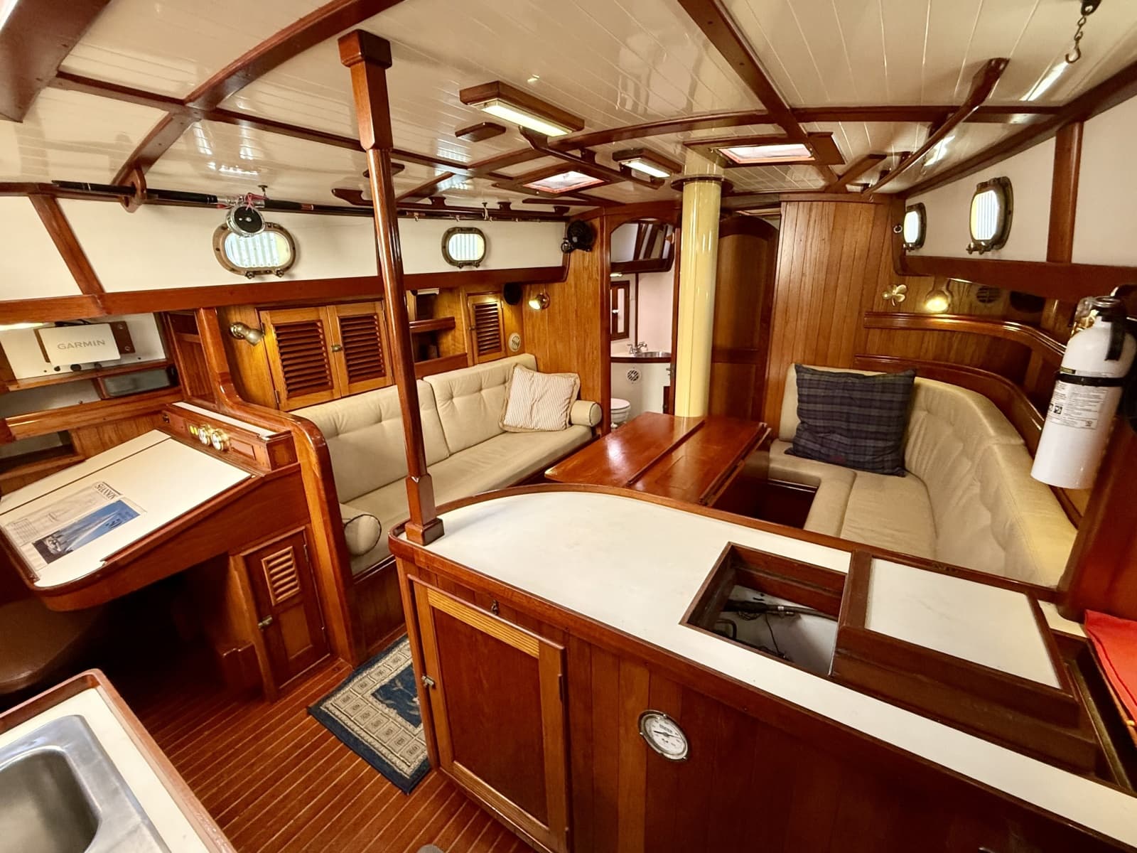 1984 Shannon Aegean 51 - Photo 9