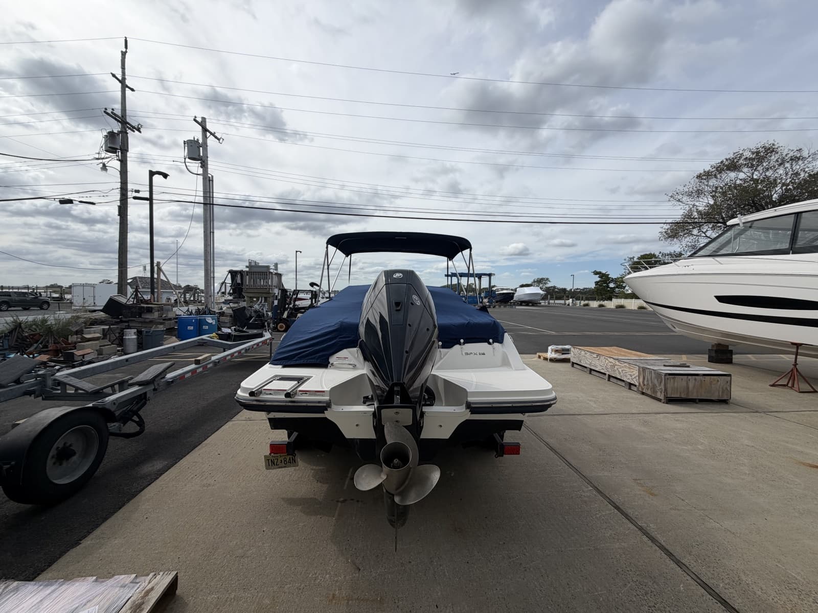 2020 Sea Ray SPX 210 Outboard - Photo 4