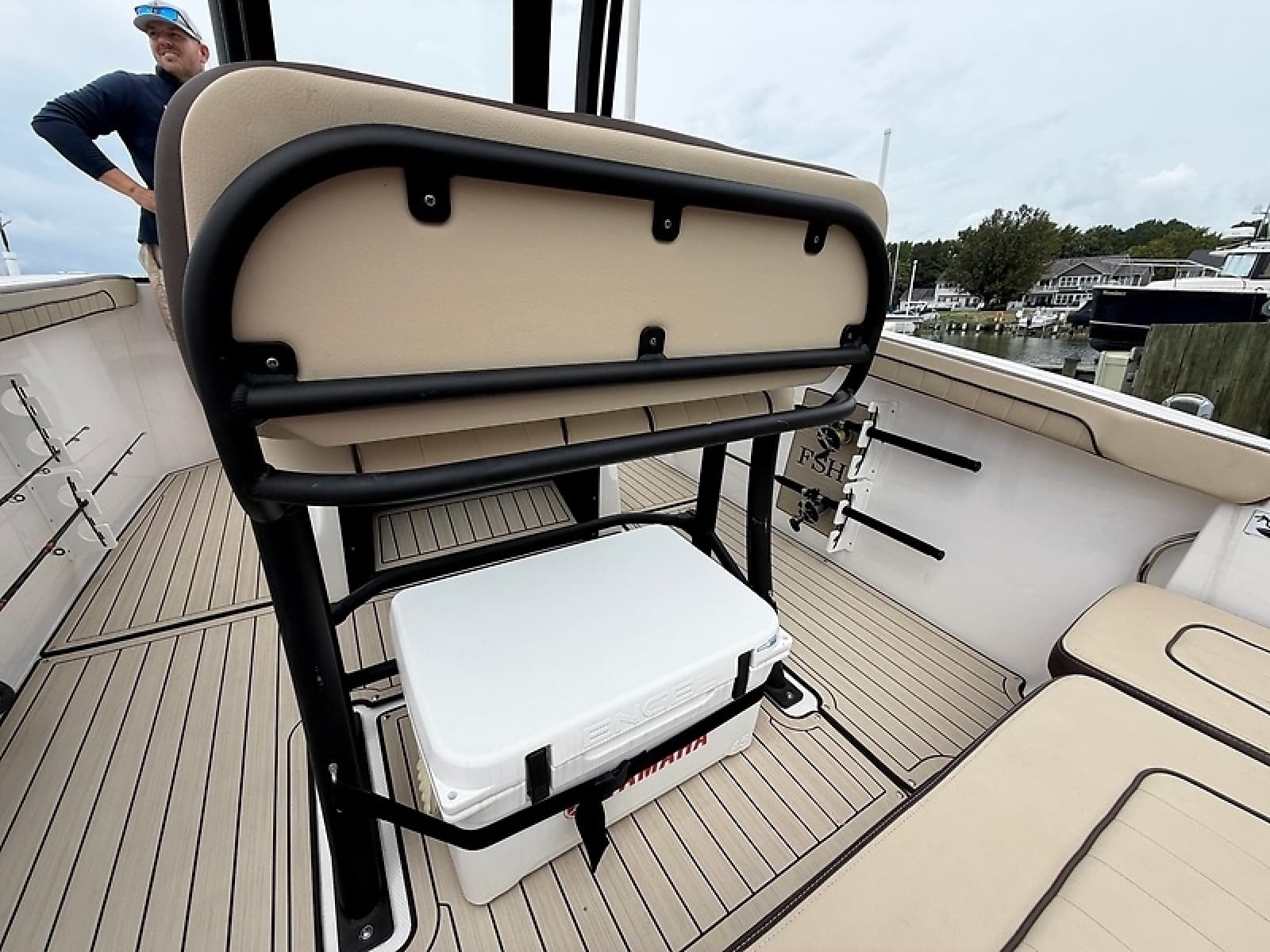 2024 Yamaha Boats 255 FSH Sport H - Photo 18