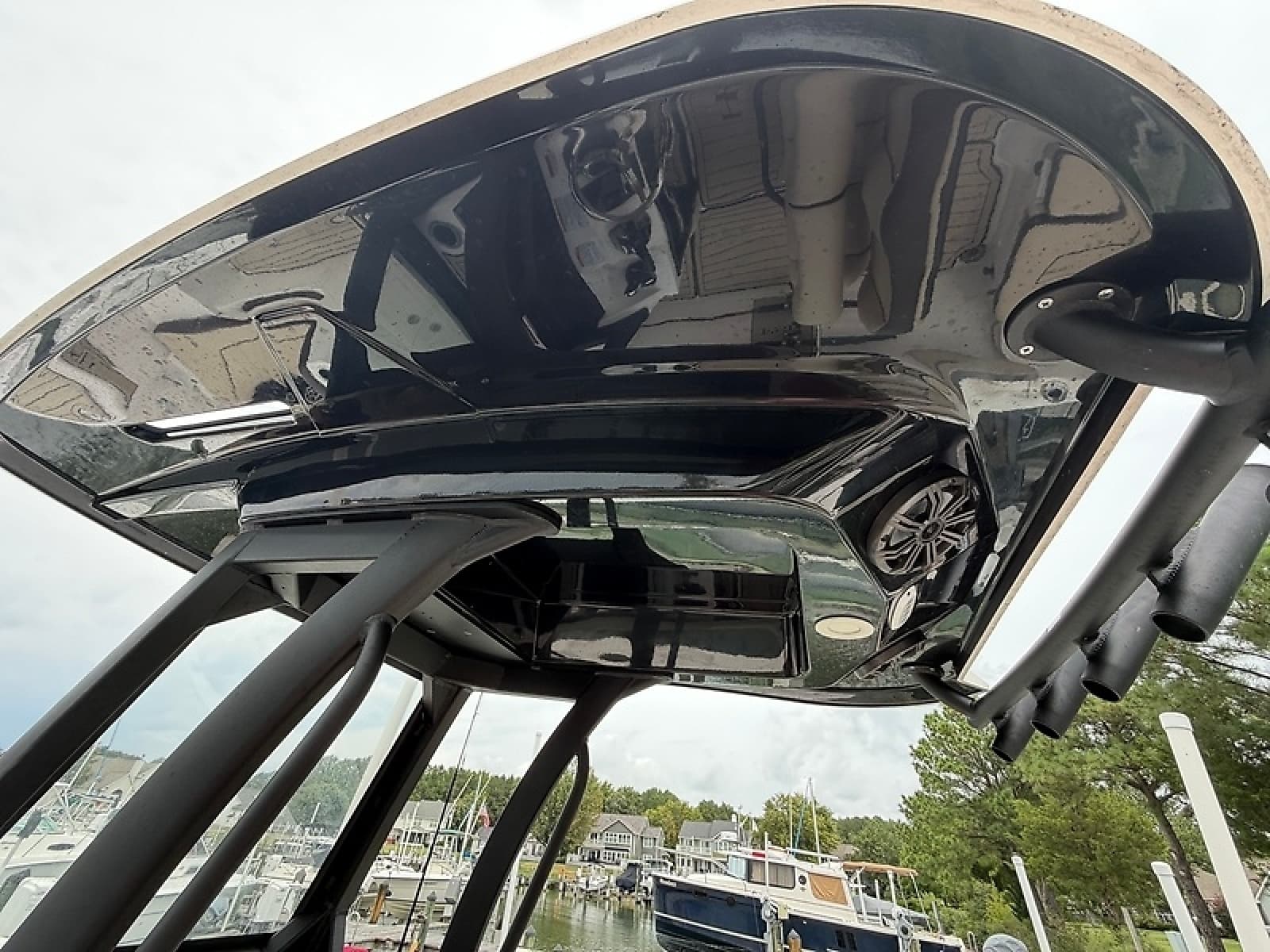 2024 Yamaha Boats 255 FSH Sport H - Photo 12