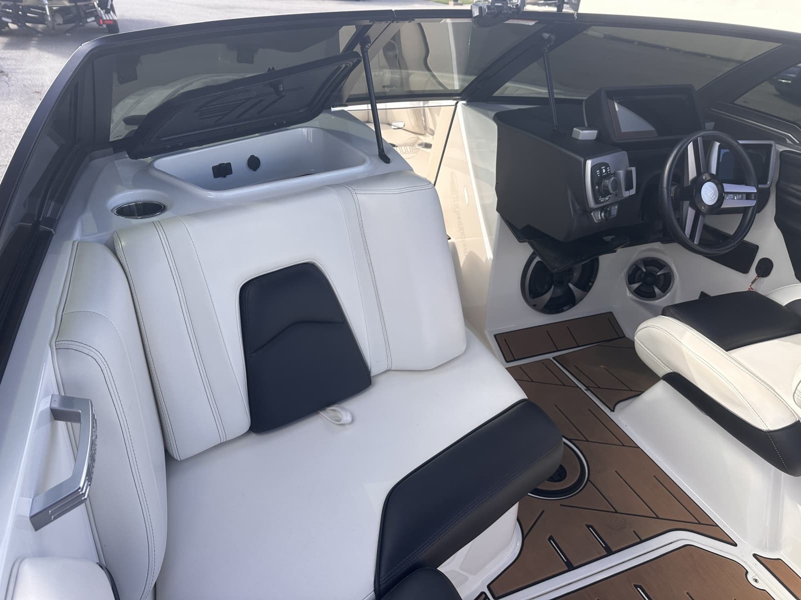 2019 Malibu 21 MLX WakeSetter - Photo 14