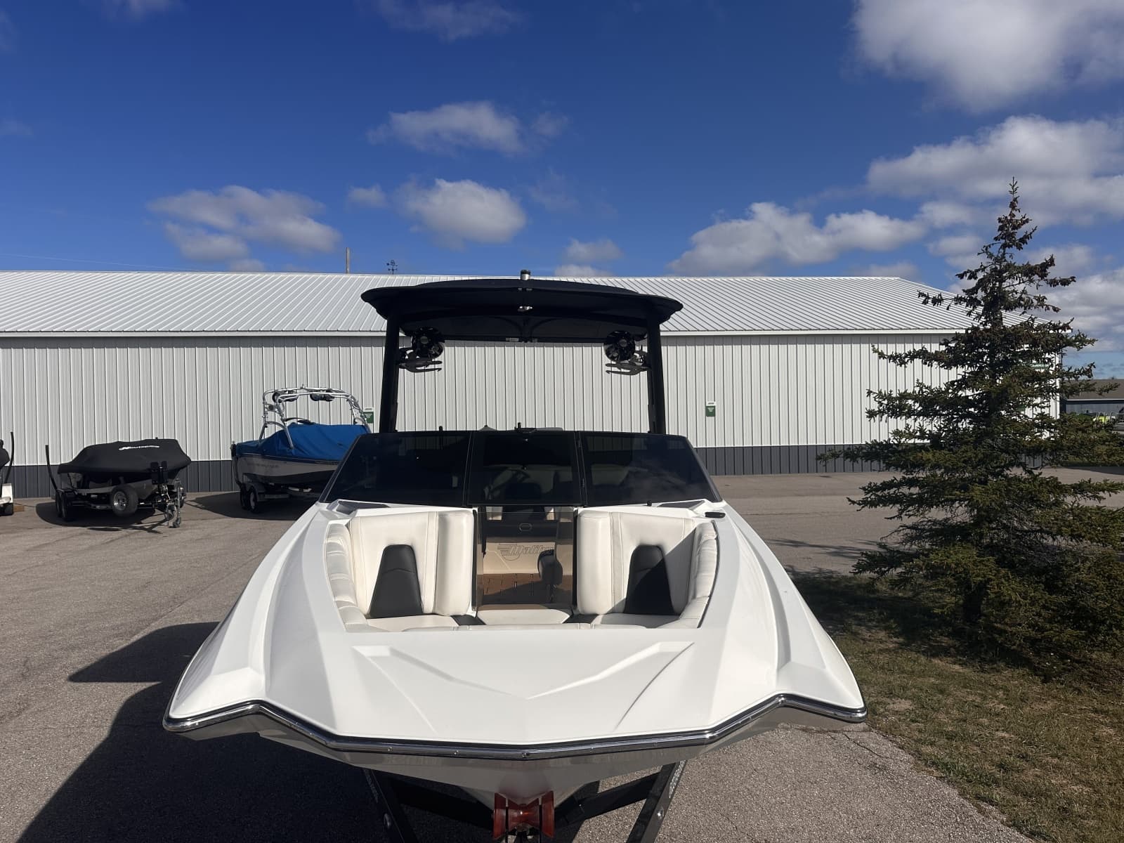 2019 Malibu 21 MLX WakeSetter - Photo 4