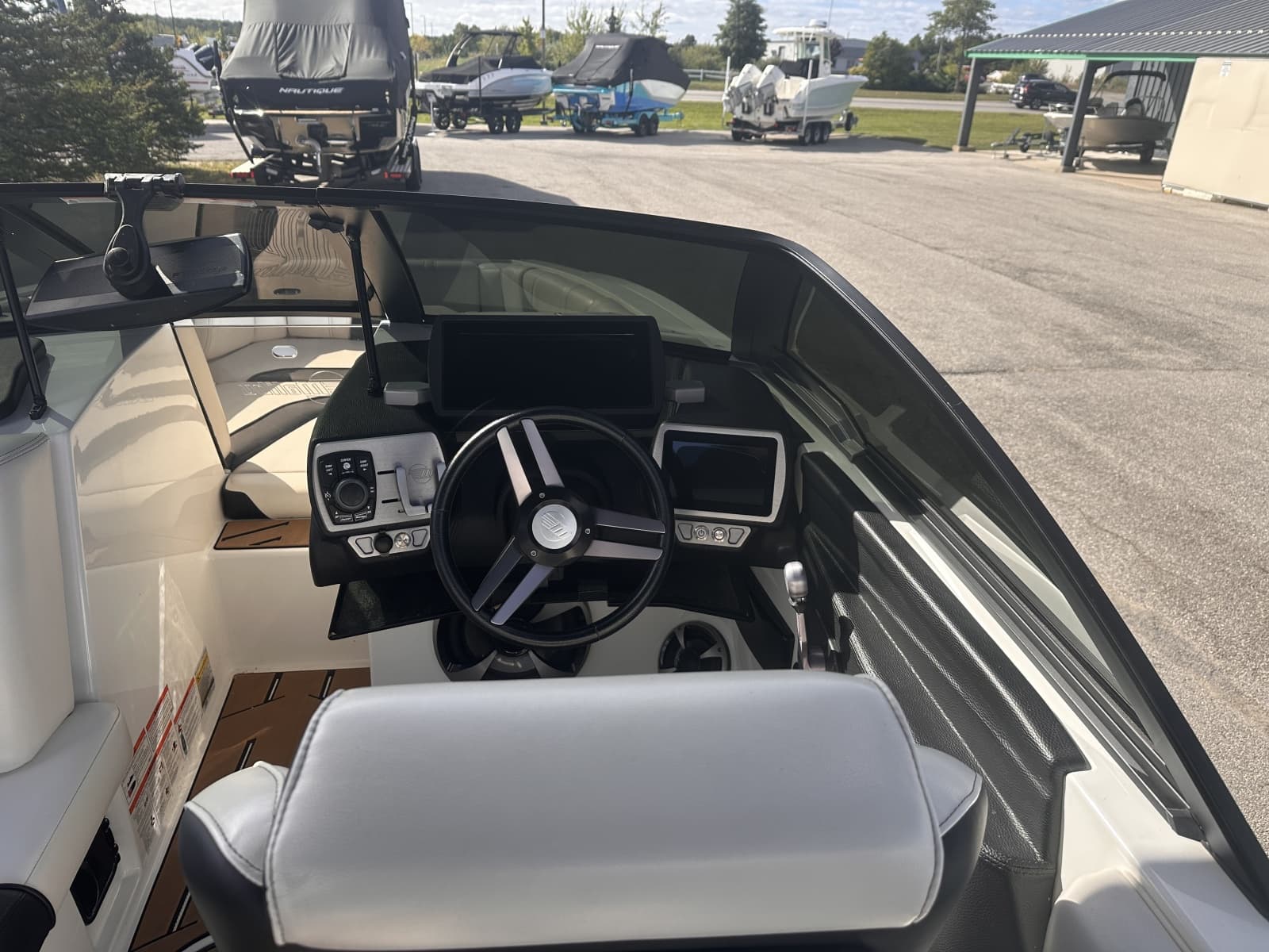2019 Malibu 21 MLX WakeSetter - Photo 13