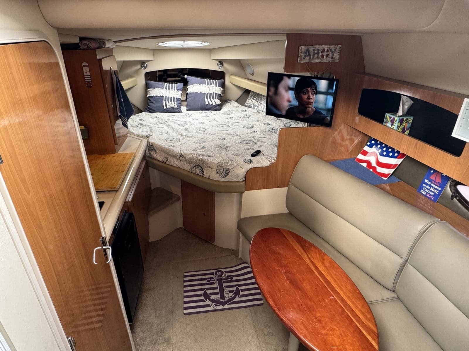 2007 Cruisers Yachts  - Photo 16