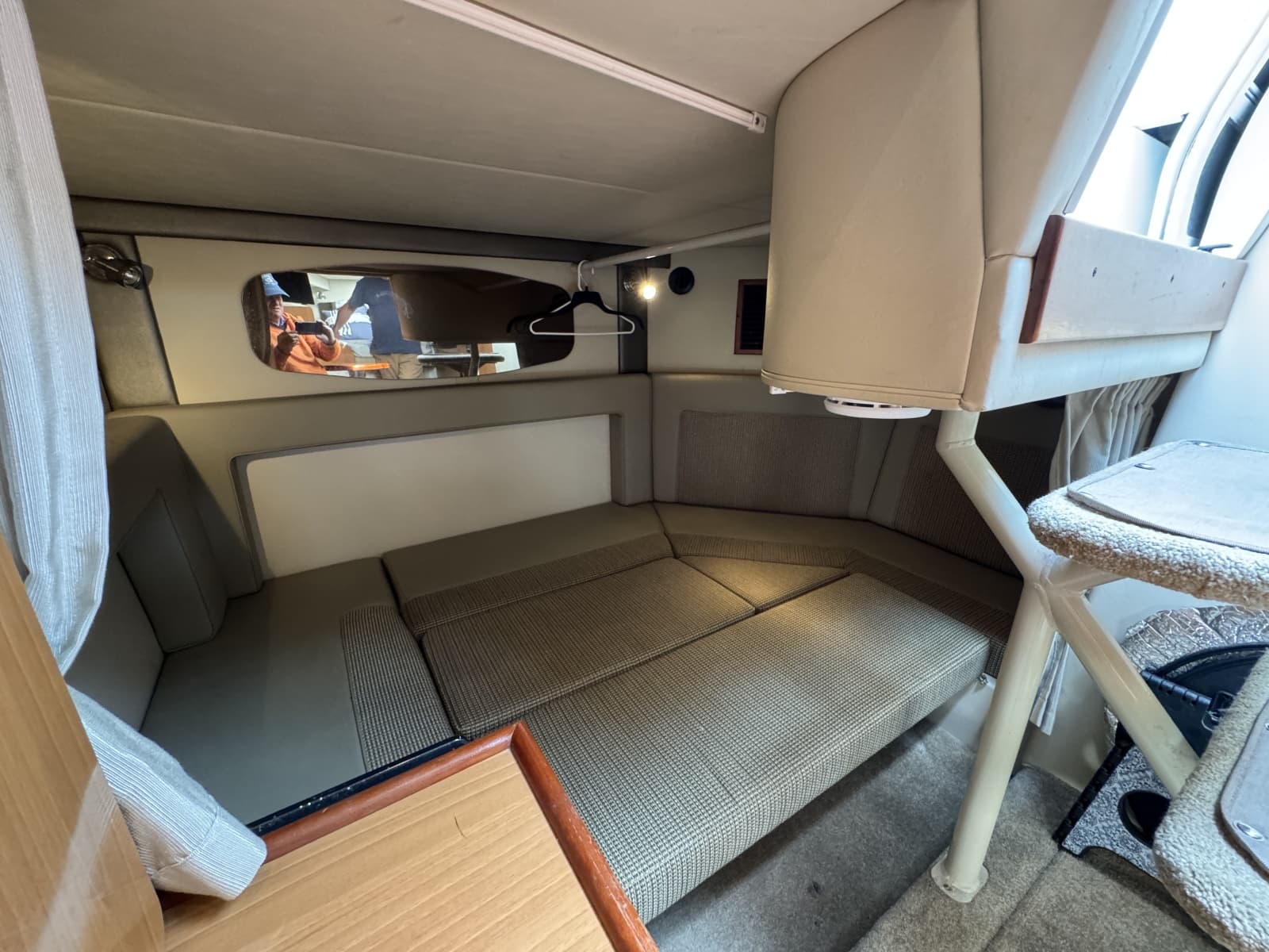 2007 Cruisers Yachts  - Photo 23
