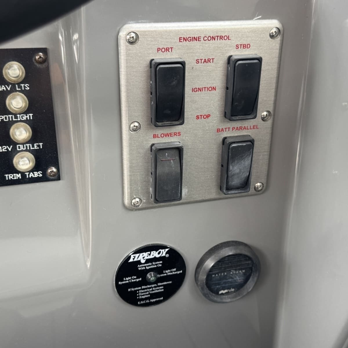 2007 Cruisers Yachts  - Photo 14