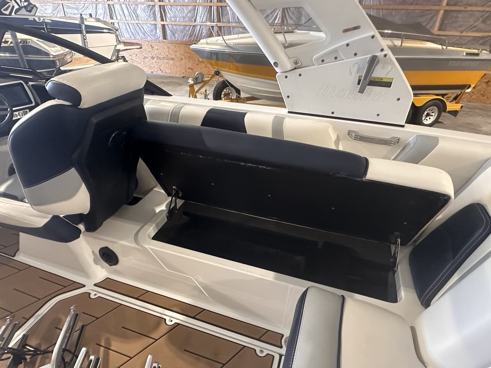 2019 Malibu  - Photo 20
