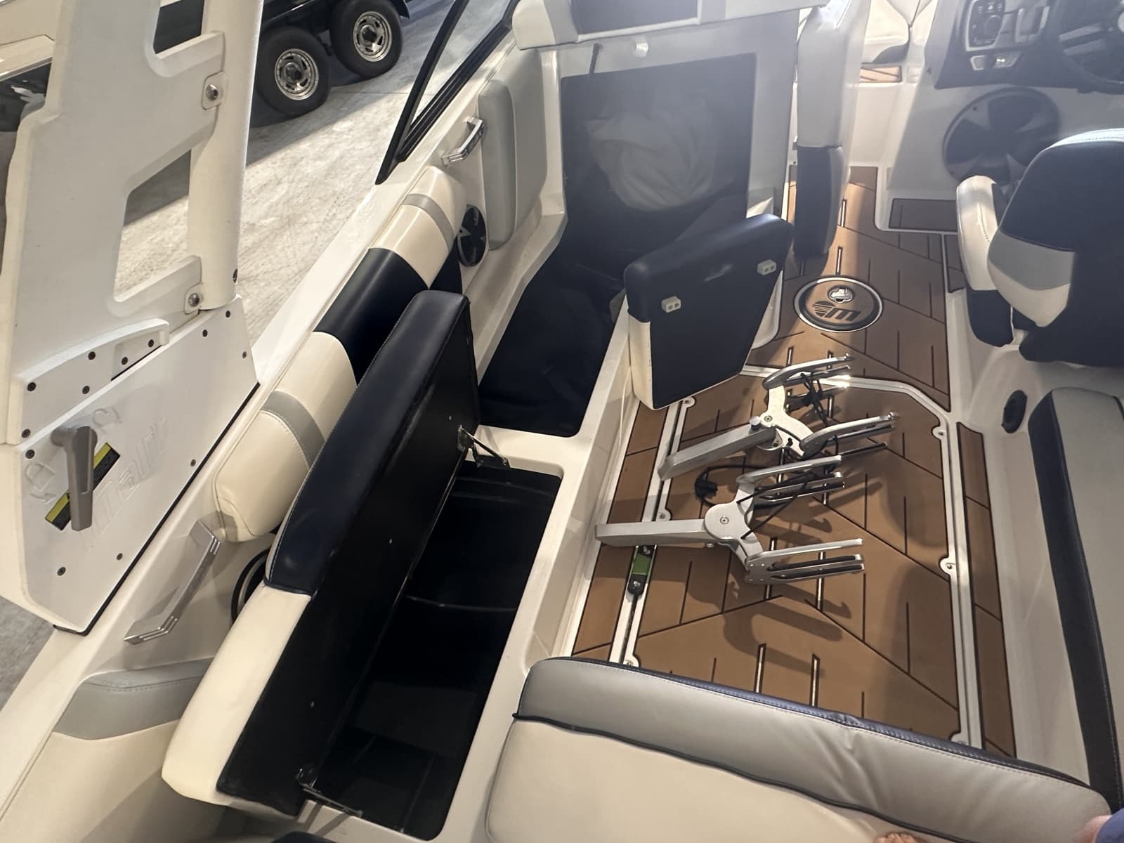 2019 Malibu  - Photo 19