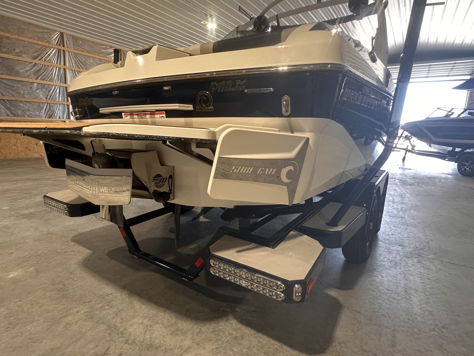 2019 Malibu  - Photo 6