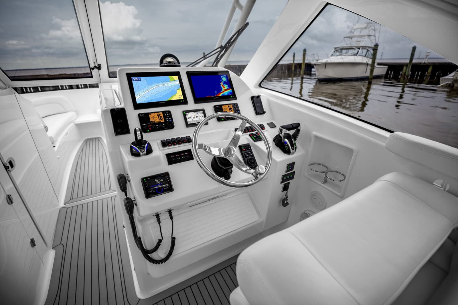 2027 Ablemarle 31 Dual Console - Photo 9