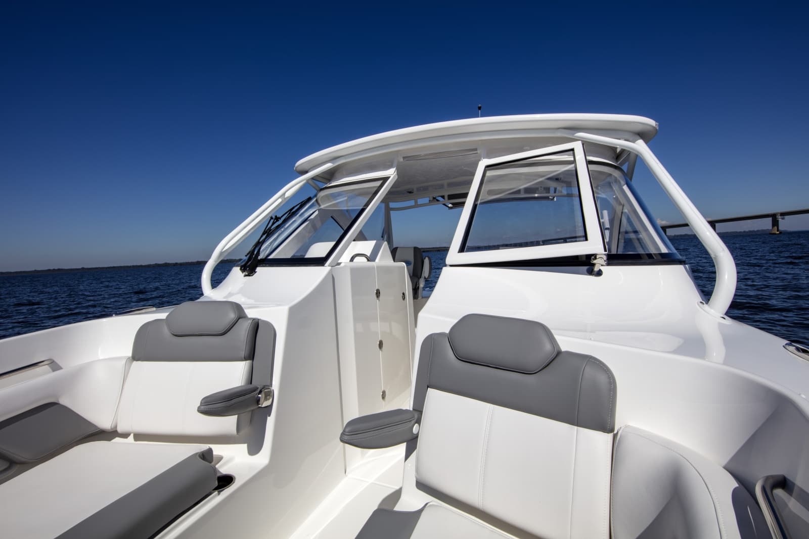 2027 Ablemarle 31 Dual Console - Photo 19