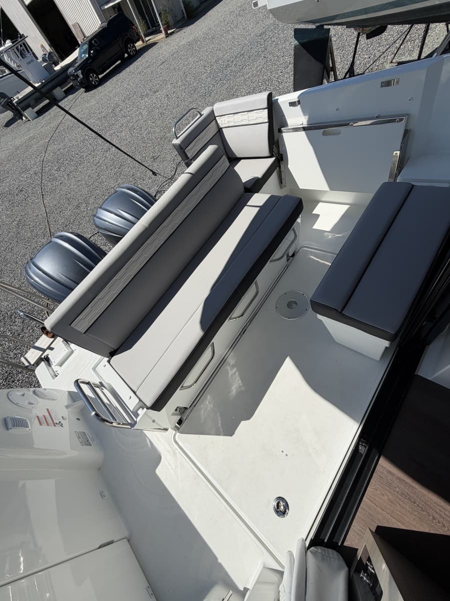 2026 Jeanneau NC 895 Series 2 - Photo 2