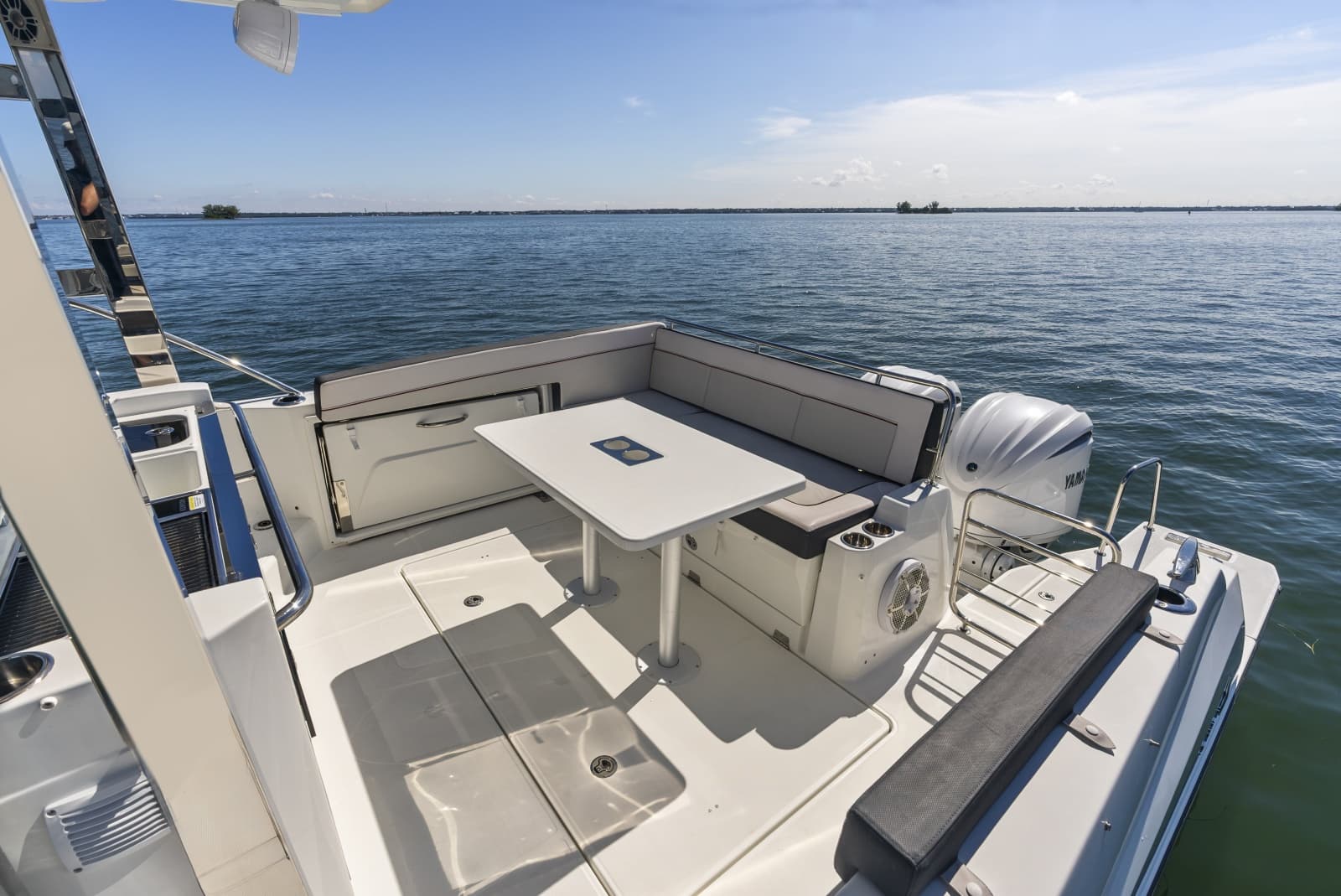2024 Jeanneau Leader 10.5 WA - Photo 15