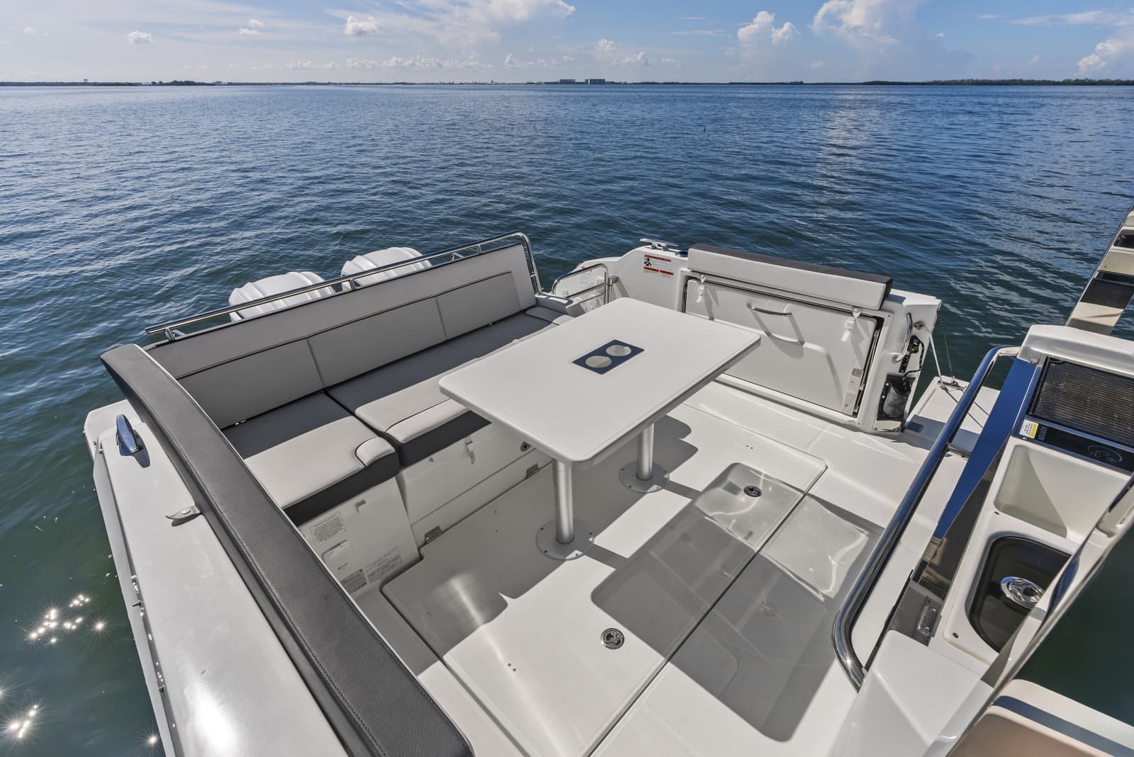 2024 Jeanneau Leader 10.5 WA - Photo 16