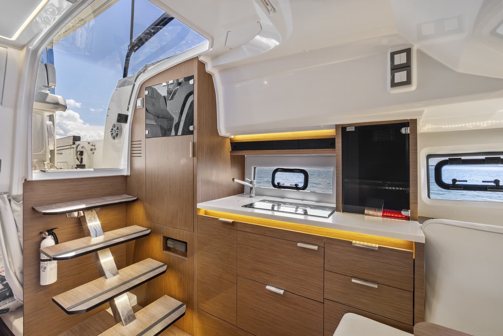 2024 Jeanneau Leader 10.5 WA - Photo 25