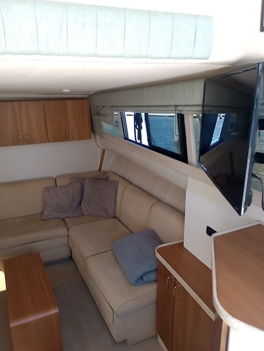 1999 Mainship 40 Sedan Bridge - Photo 35