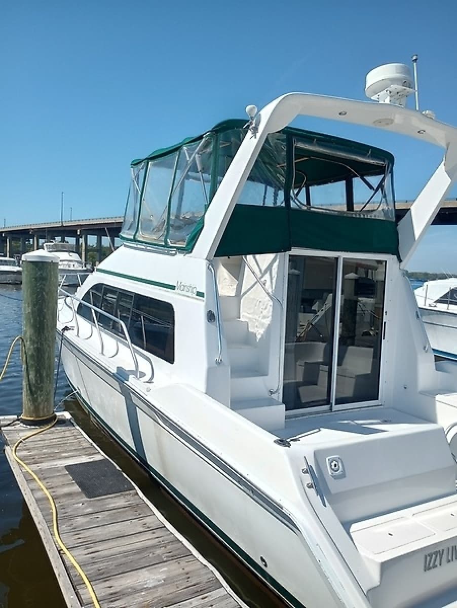1999 Mainship 40 Sedan Bridge - Photo 15