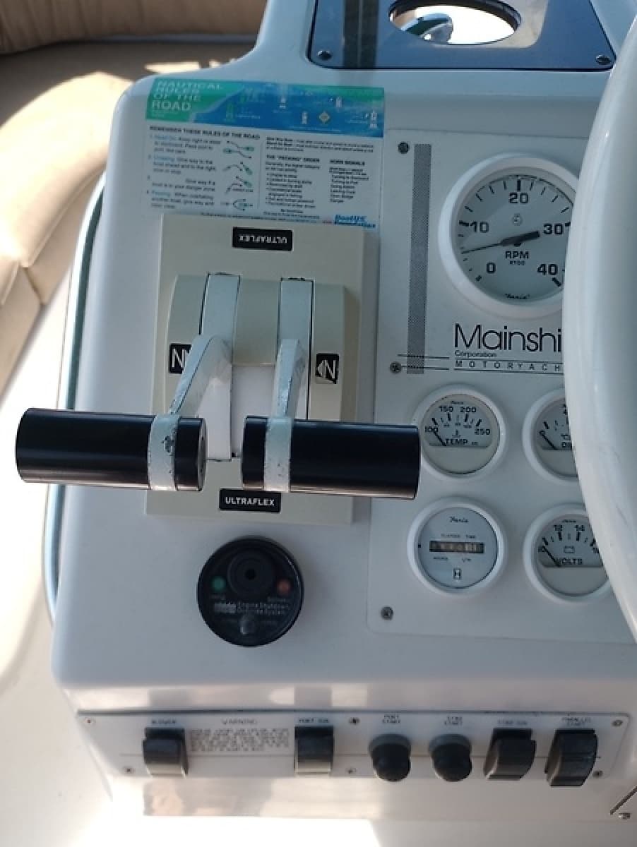 1999 Mainship 40 Sedan Bridge - Photo 21