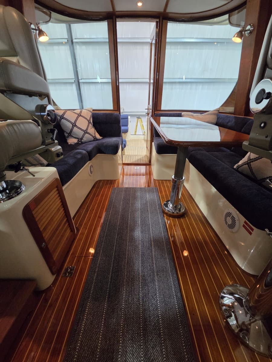 2009 Hinckley Talaria 44 - Photo 11