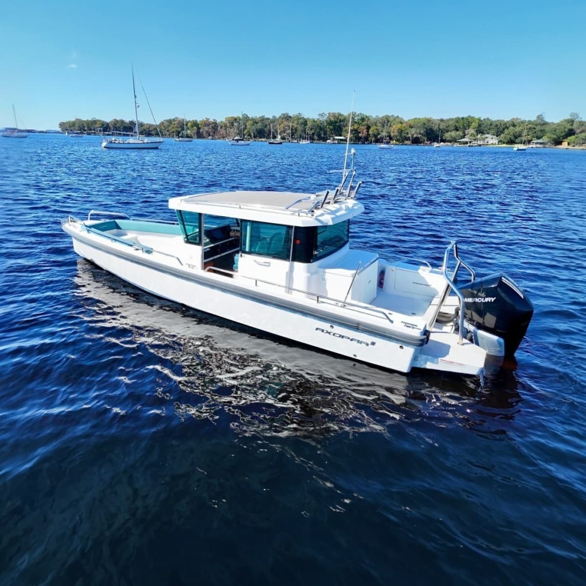 2020 Axopar 28 Cabin - Photo 1