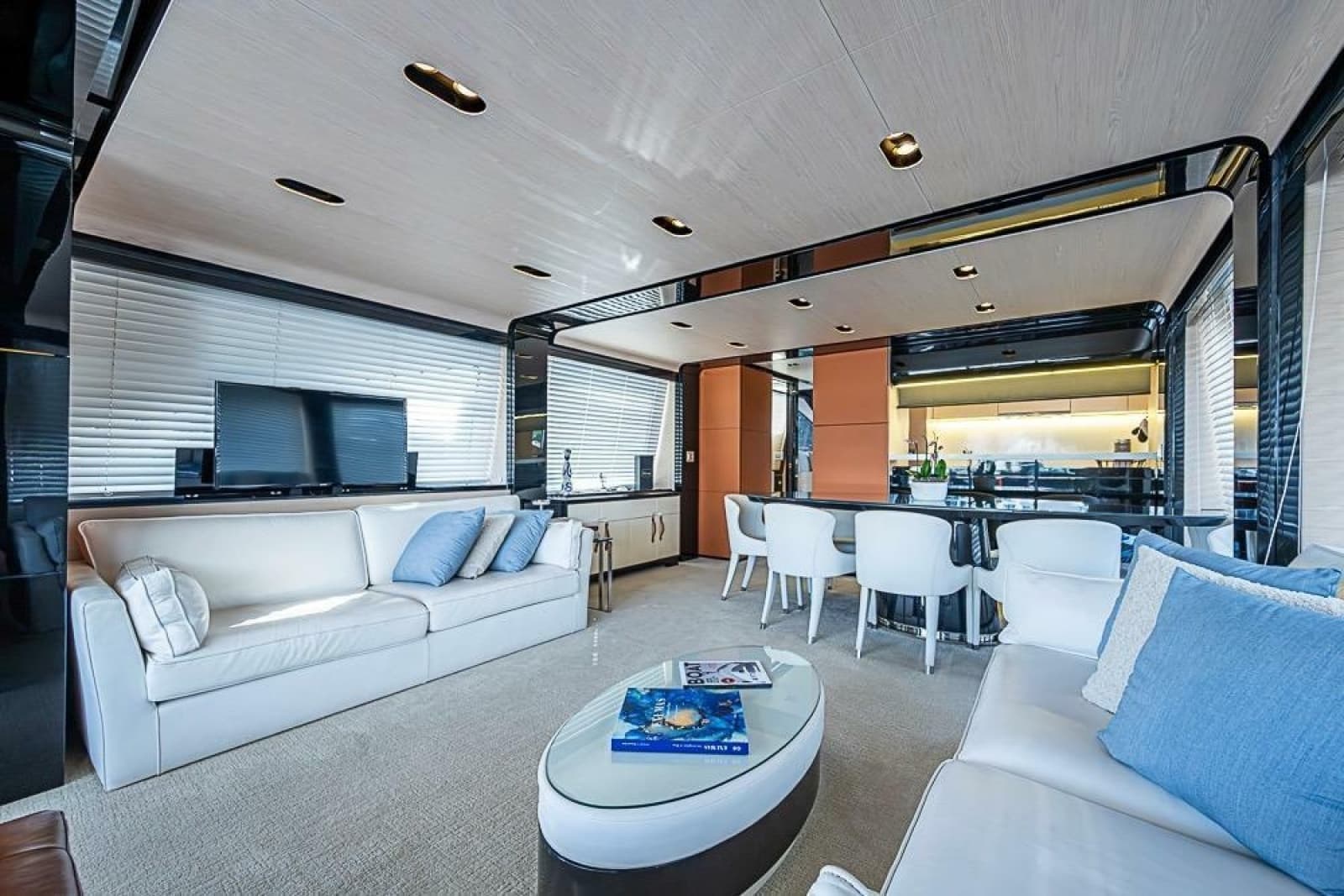 2017 Azimut 80 - Photo 38