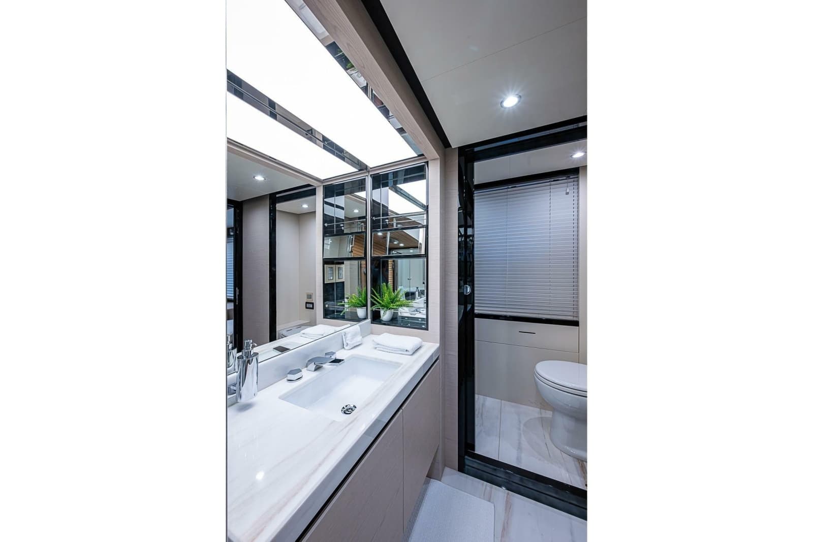 2017 Azimut 80 - Photo 73