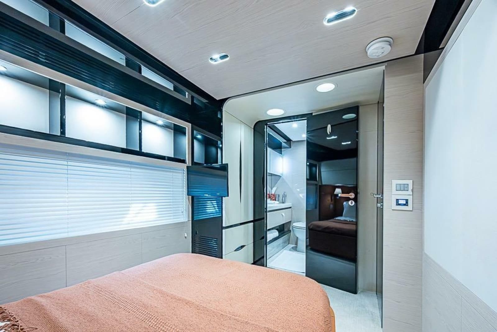2017 Azimut 80 - Photo 84