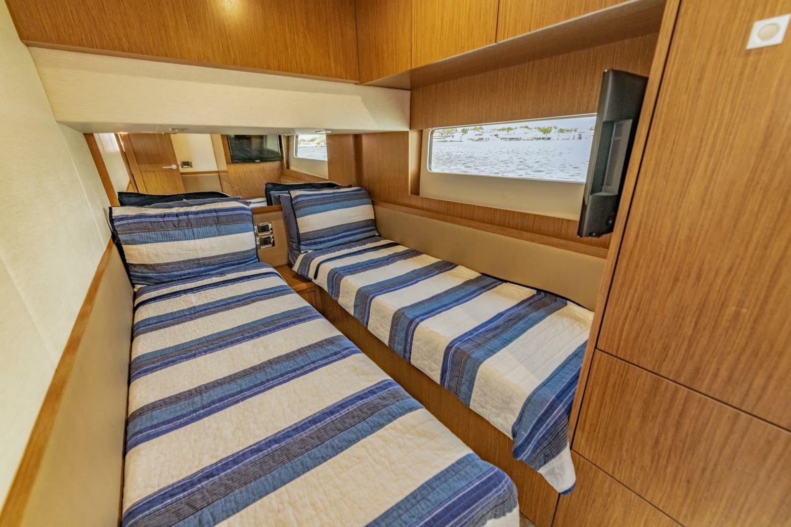 2017 Sea Ray 510 Fly - Photo 65