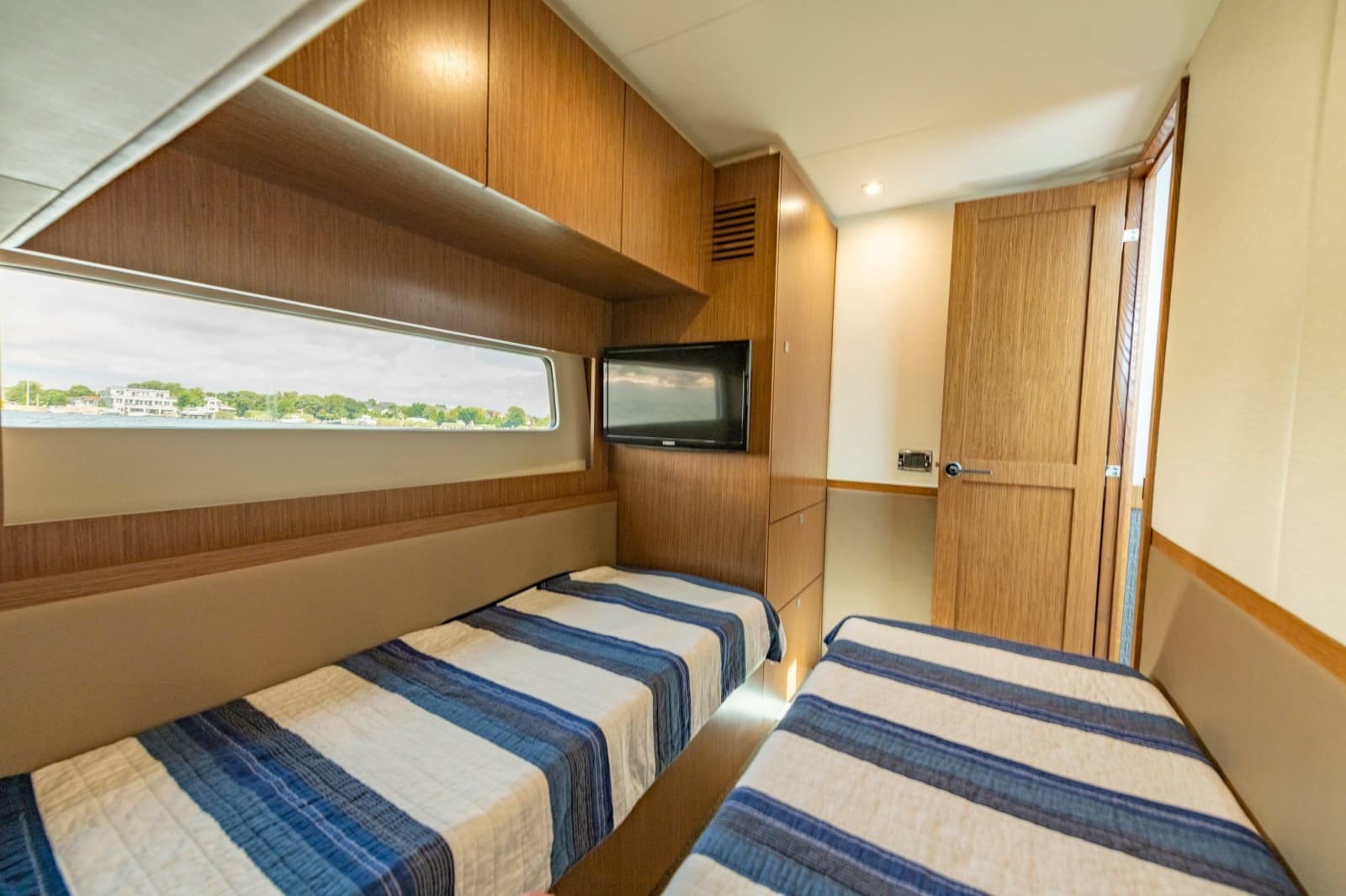 2017 Sea Ray 510 Fly - Photo 67