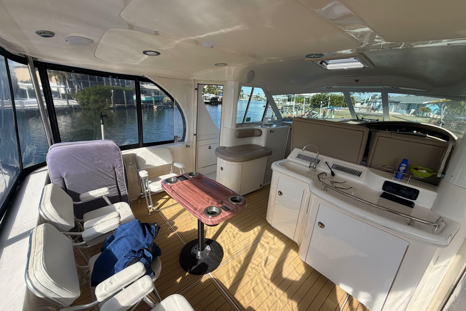 2002 Sea Ray 480 Motor Yacht - Photo 14
