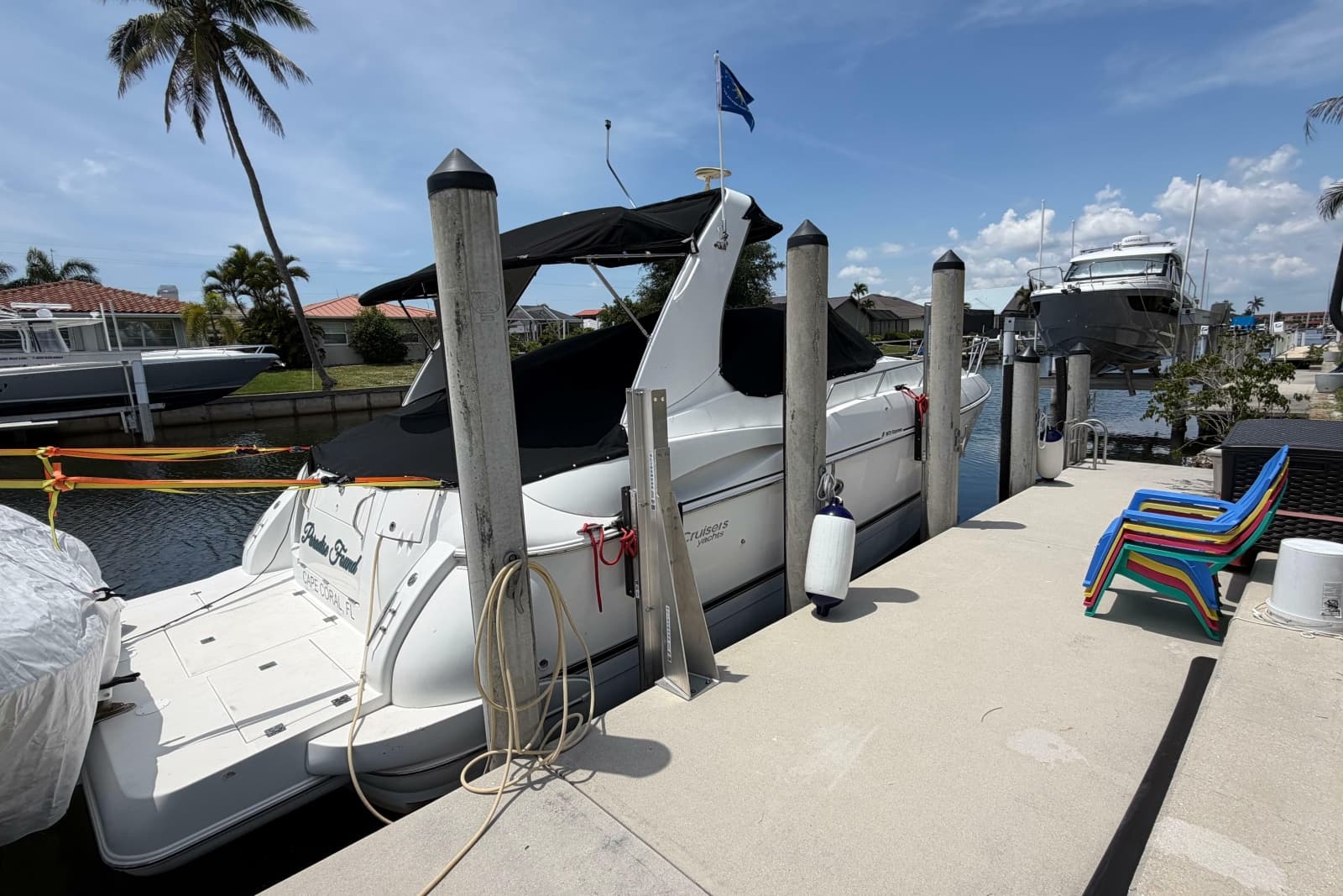 2001 Cruisers Yachts 3672 Express - Photo 3