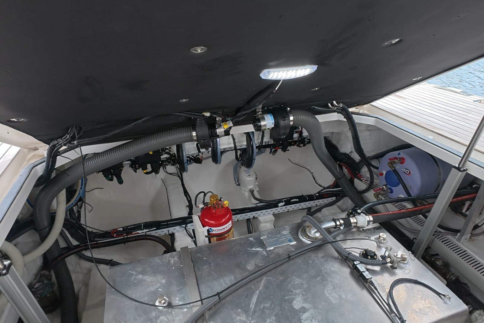2025 Schaefer V44 - Photo 23