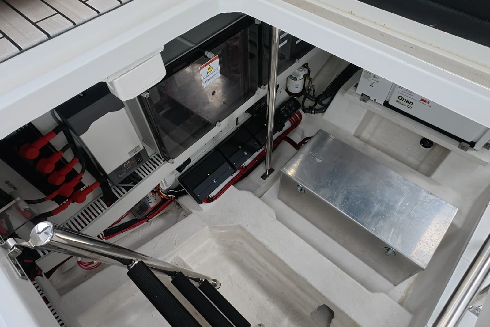 2025 Schaefer V44 - Photo 62