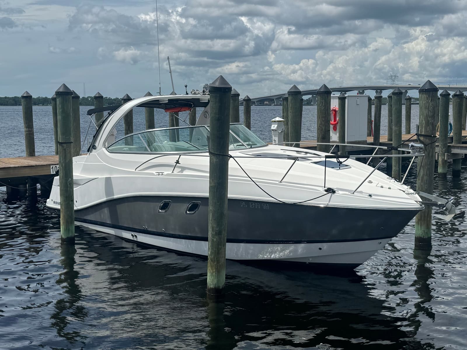 2013 Rinker 310 Express Cruiser - Photo 10