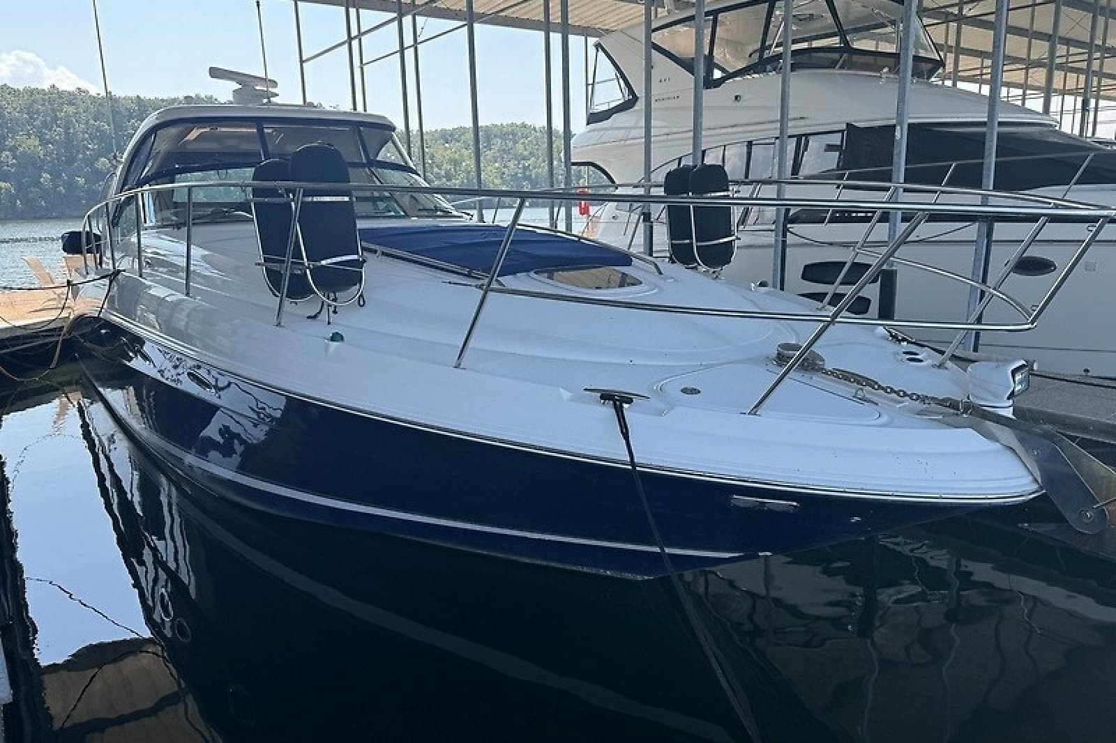 2005 Sea Ray 390 Sundancer - Photo 20