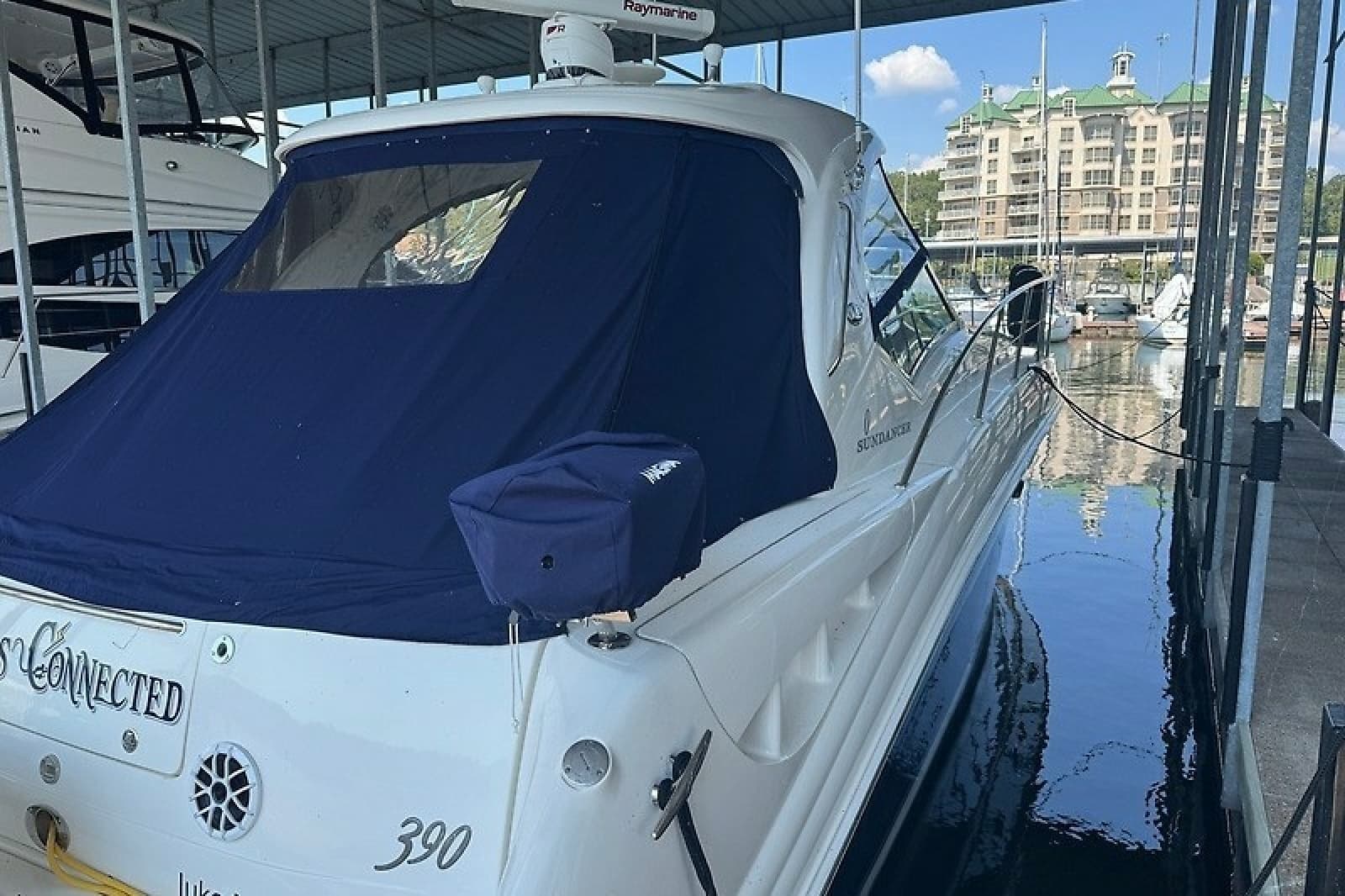 2005 Sea Ray 390 Sundancer - Photo 29