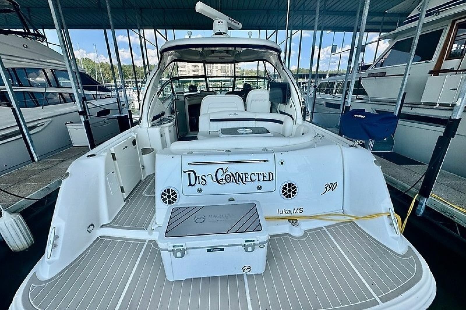 2005 Sea Ray 390 Sundancer - Photo 28
