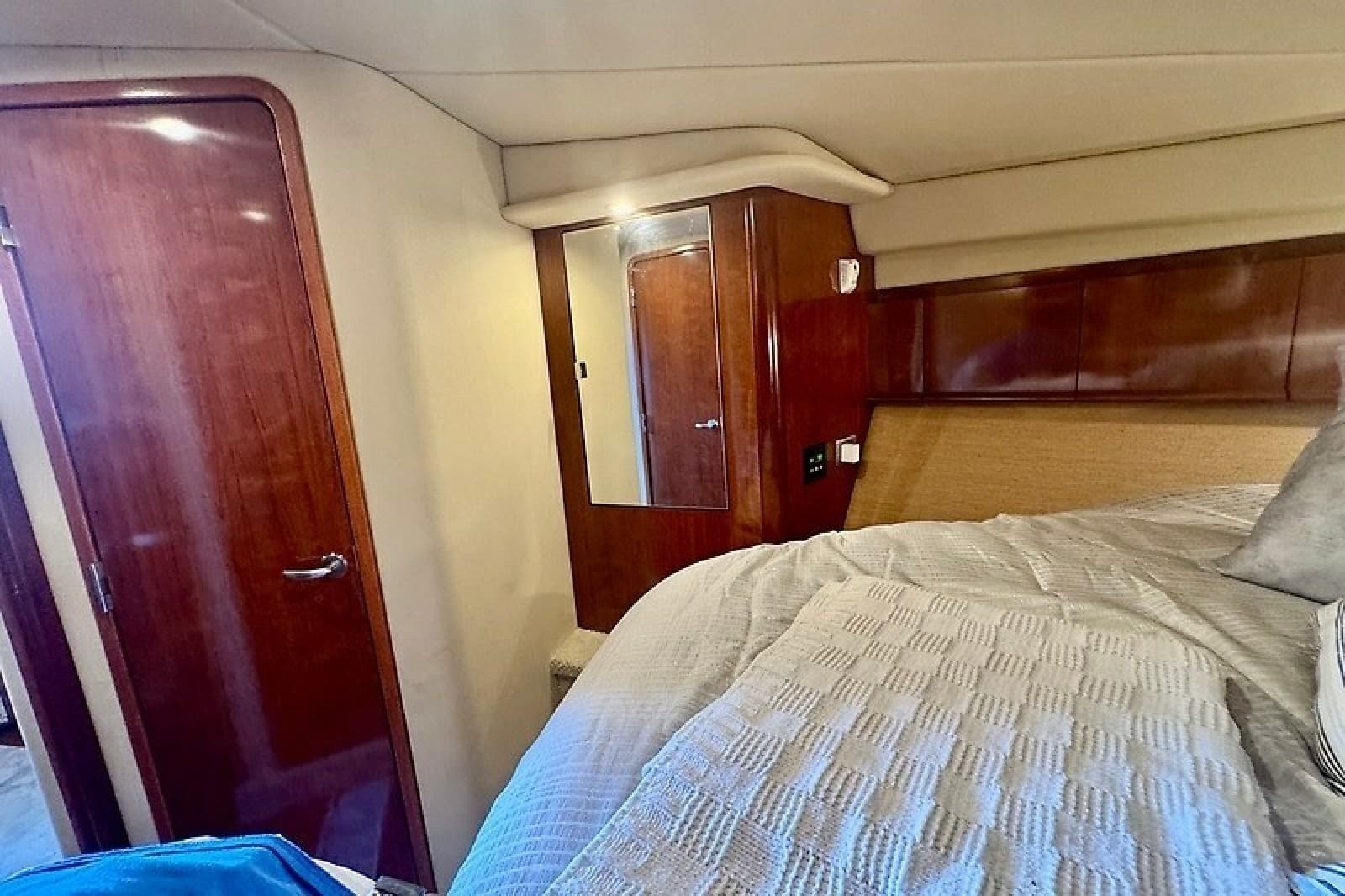 2005 Sea Ray 390 Sundancer - Photo 13