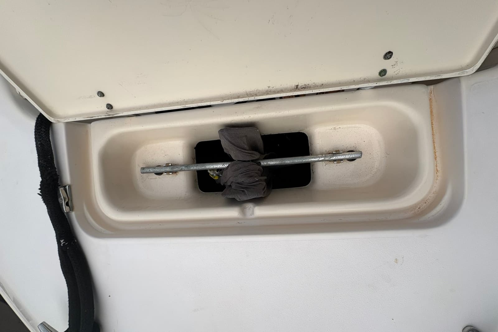 2004 Grady-White Bimini 306 - Photo 14