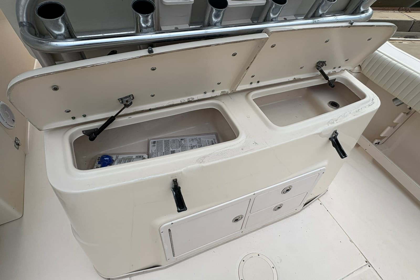 2004 Grady-White Bimini 306 - Photo 22