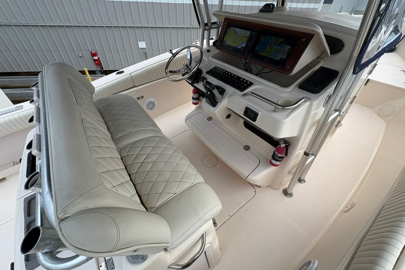 2004 Grady-White Bimini 306 - Photo 17